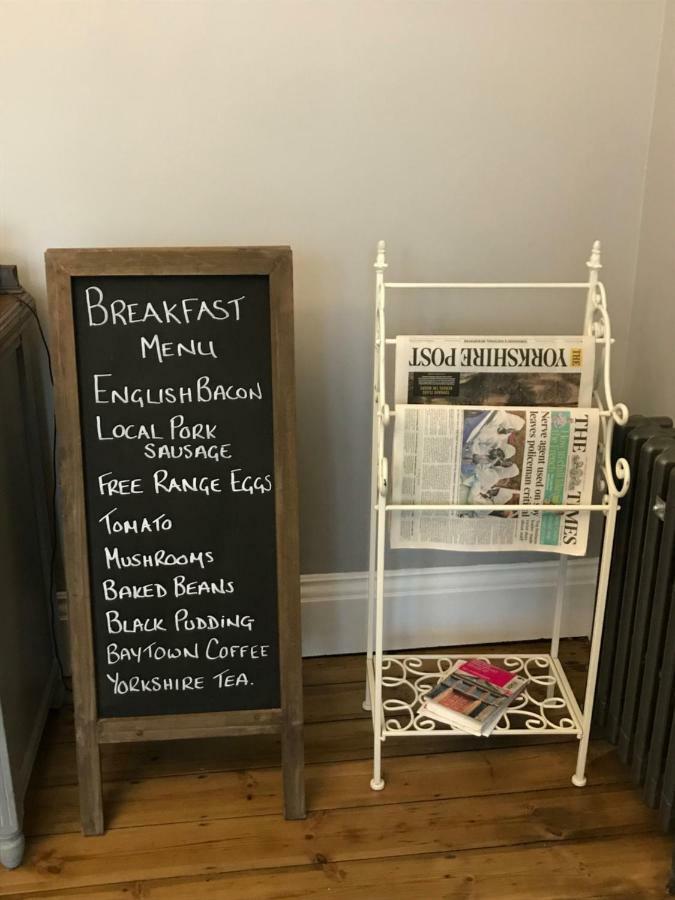 Fernleigh Bed & Breakfast Robin Hood's Bay Bagian luar foto