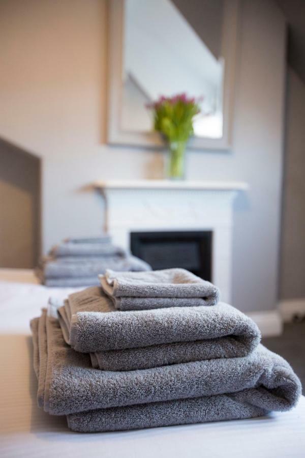 Fernleigh Bed & Breakfast Robin Hood's Bay Bagian luar foto