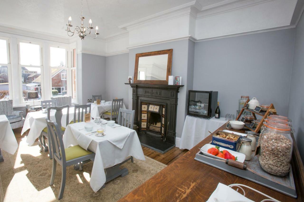 Fernleigh Bed & Breakfast Robin Hood's Bay Bagian luar foto